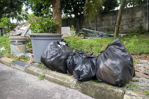 Black Plastic Of Garbage Foto stock