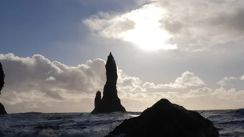 Black Sand Beach Basalt Rock Formations Trolls Toes In Iceland 3 스톡 동영상 87246887