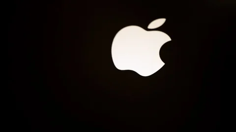 Black screen with apple logo pop up after update ios Stock Footage 106002307