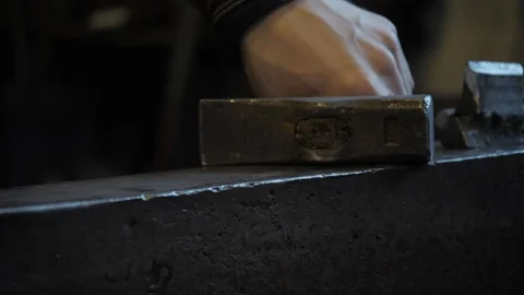 Black smith working in forge Видео 104747982