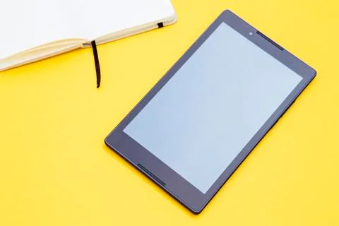 Black tablet Фото