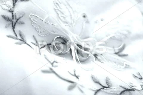 Black white high key love ring romance romantic Stock Photos