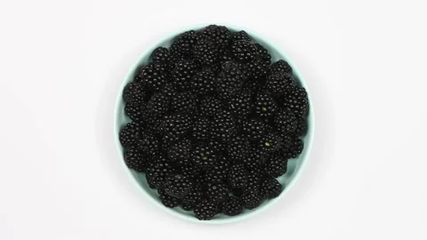 Blackberries on a plate. Top view. Loop motion. Rotation 360. Stock Footage 163805130