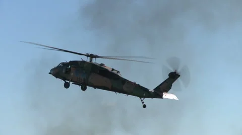 Blackhawk troop pickup 库存影片 4095732