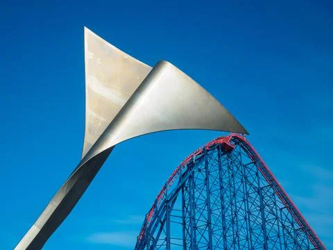 Blackpool and it&#039;s &quot;Big one roller coaster ride&quot; Фото