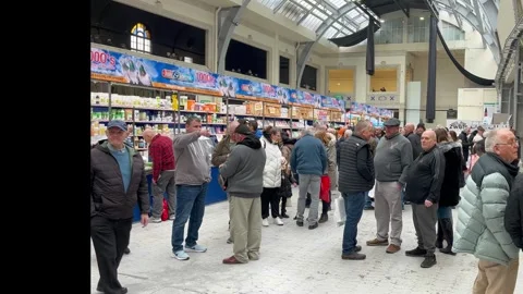 Blackpool, UK. 2025 Jan 18: Winter Gardens Royal Pigeon Racing Show Stock Footage 298878162