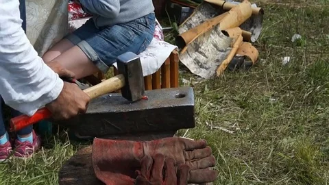 Blacksmith forging metal Stock Footage 78983995