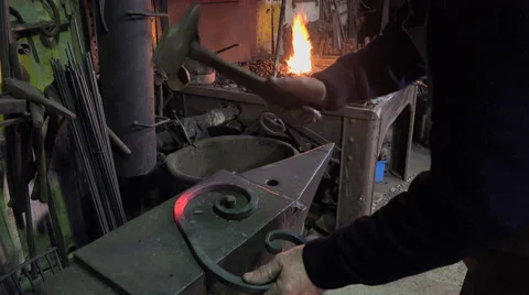 Blacksmith in his workshop 스톡 동영상 58147161
