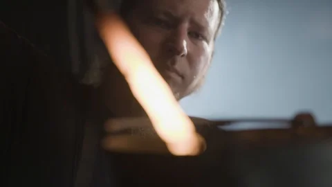 Blacksmith quenching hot iron Video stock 92058857