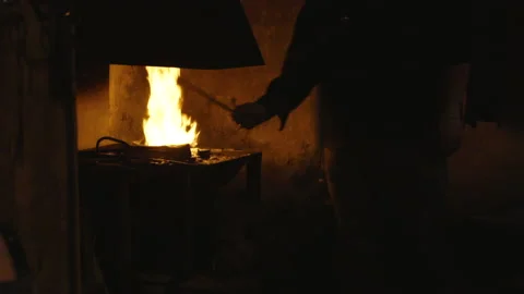 Blacksmith at work 스톡 동영상 132825542