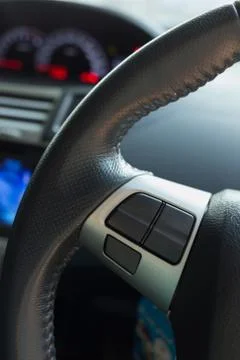 Blank button control system on car steering wheel used for placed icon Foto stock