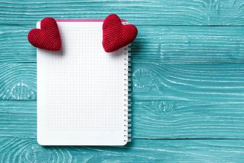 Blank notepad for copy space and vintage handmaded valentines day toy heart o Stock Photos