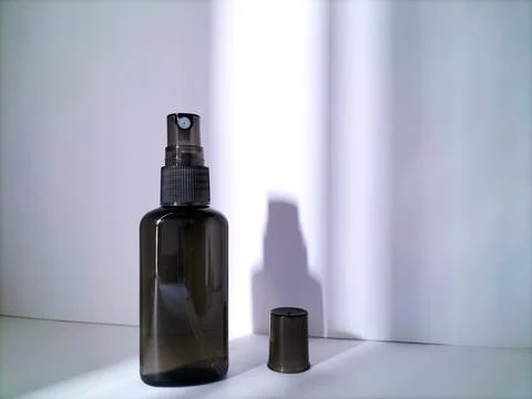 Blank plastic bottle with sprayer cap Foto stock
