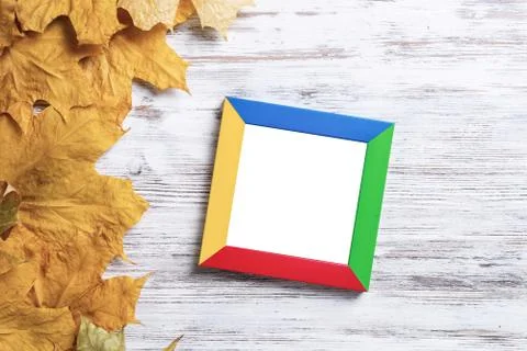 Blank rectangular photo frame on desk Stockfoto's