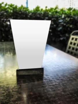 Blank table tent on cafe table Stock Photos