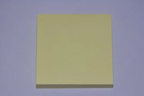 Blank yellow sticky notes Фото