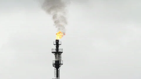 Blaze of gas in a refinery Video stock 707659