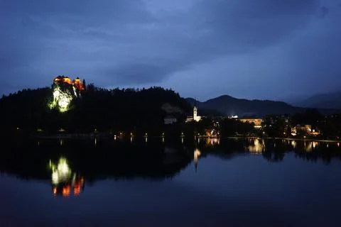 BLED lakeside night view, BLED castle and Cerkev Marijinega Vnebovzetja. Stock Photos