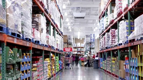 Blench and detergent product corridor in Costco store with 4k resolution Video stock 69943504