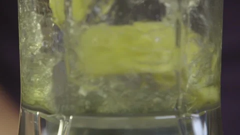 Blender In Action 動画素材 105331973