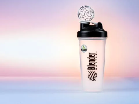 Blenderbottlepinknpurple Stock Photos
