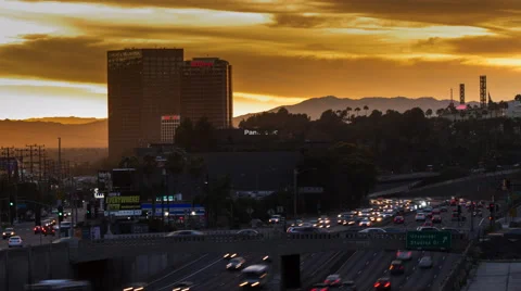 Blinding Sunset over Universal City Vídeo Stock 51764067