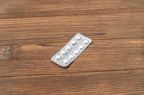 Blister pack containing white tablets Stock-Fotos