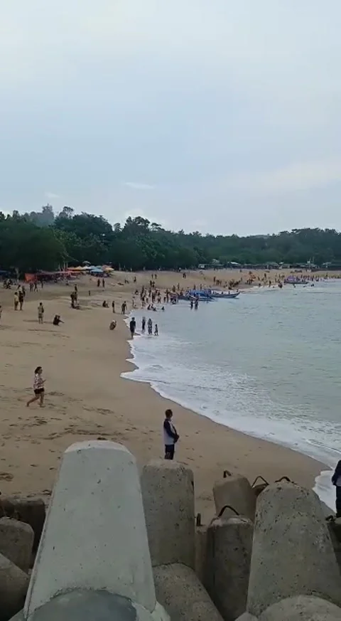 Blitar beach beauty 動画素材 211829384