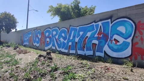 BLM Let Us Breathe Black Lives Matter Graffiti Tagging Spray Paint Los Angeles Vídeos de archivo 132134522