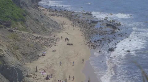 Block Island - Beach below cliffs 스톡 동영상 67017440