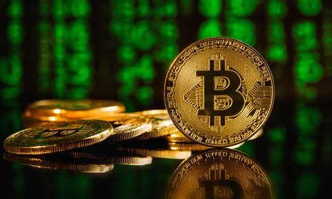 Blockchain technology and bitcoin cryptocurrency network concept (84) Stock Photos
