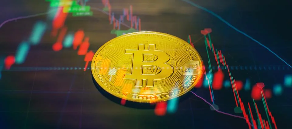 Blockchain technology bitcoin mining concept. Bitcoin golden coin on computer Foto stock