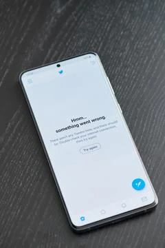 Blocked or lost connection twitter app 스톡 사진