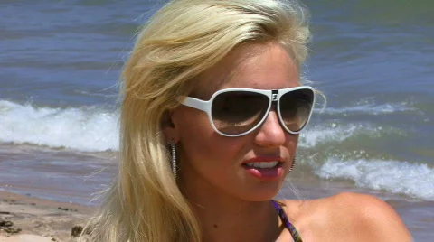 Blond at Beach 07 스톡 동영상 496957