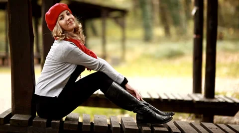 Blond model posing in park Video stock 32279080