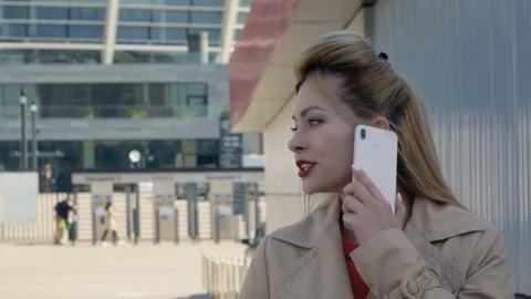 Blond talking phone Stock-Footage 118079666