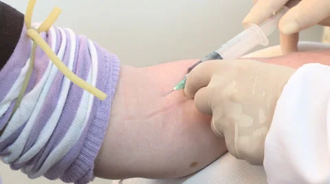 Blood collection for testing 库存影片 39264274