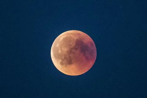 'Blood moon' eclipse in Denmark Blodmaane, Copenhagen - 27 Jul 2018 Fotos Stock