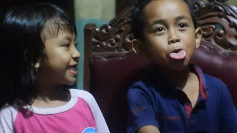 Blora, central java, Indonesia, March 30, 2022: little children dancing in Stock Footage 178848292