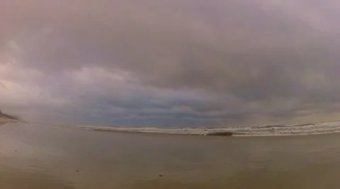 Blowing beach storm clouds timelapse 库存影片 10820113
