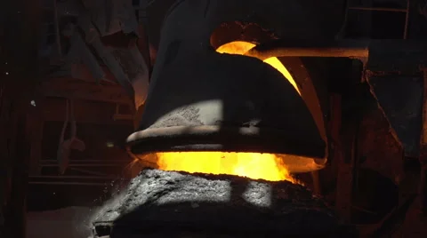 Blowing iron oxygen 스톡 동영상 56052557