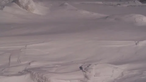 Blowing snow car in background Vidéo 36878739