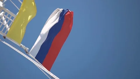 Blowing in the wind flag of Russia. Stock Footage 77367670