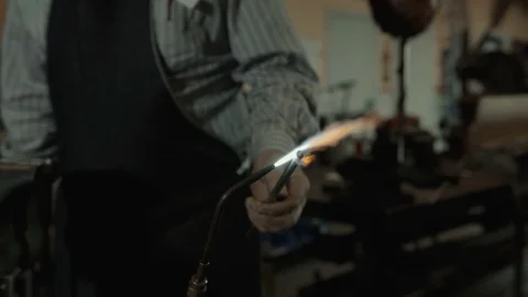 Blowtorch in Workshop, Medium Shot Stockbeeldmateriaal 73716018