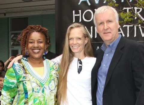 Blu-ray and dvd release of "avatar" earth day tree planting ceremony. Stock Photos