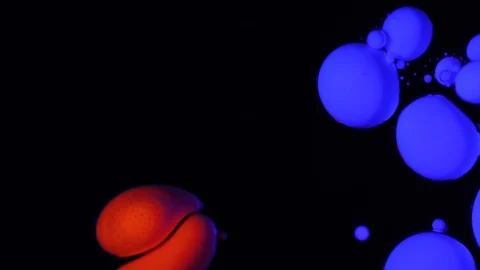 Blue and red paint bubbles Vídeo Stock 93304975