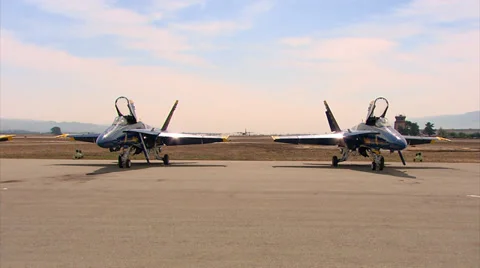 Blue Angels Fat Albert 動画素材 33602365