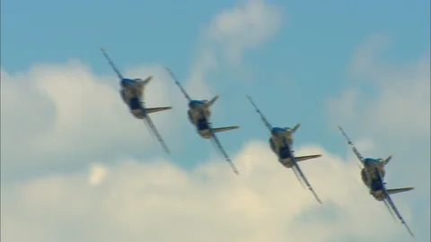 Blue Angles MI (4) Formation Pass Overhead 스톡 동영상 90729822