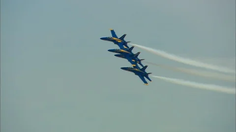 Blue Angles MI (4) Formation Pass ECU 스톡 동영상 90730218