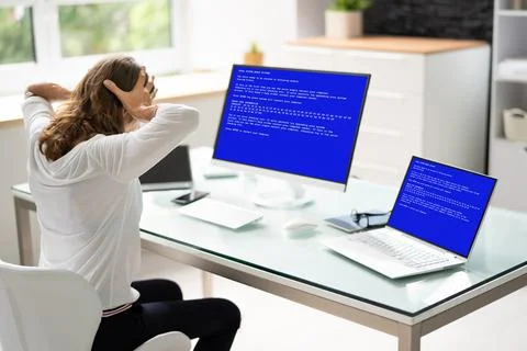 Blue BSOD Error At Computer 스톡 사진